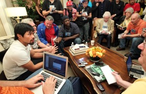 Pacquiao_GrandArrival_140408_008a