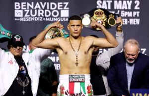 Benavidez celebrates Cinco de Mayo, knocks out Zurdo